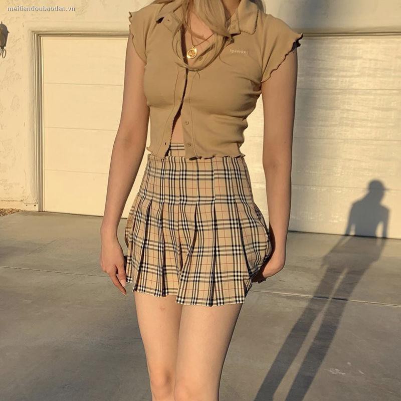 Chân váy Burberry xếp li thời trang Hàn Quốc