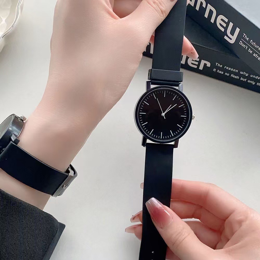 %E3%80%90High%20Quality%E3%80%91Quartz%20Watch%20-%20Small%20&%20Large%20Sizes%20-%20Student%20Watch%20with%20Simple%20Digital%20Dial%20-%20Image%203