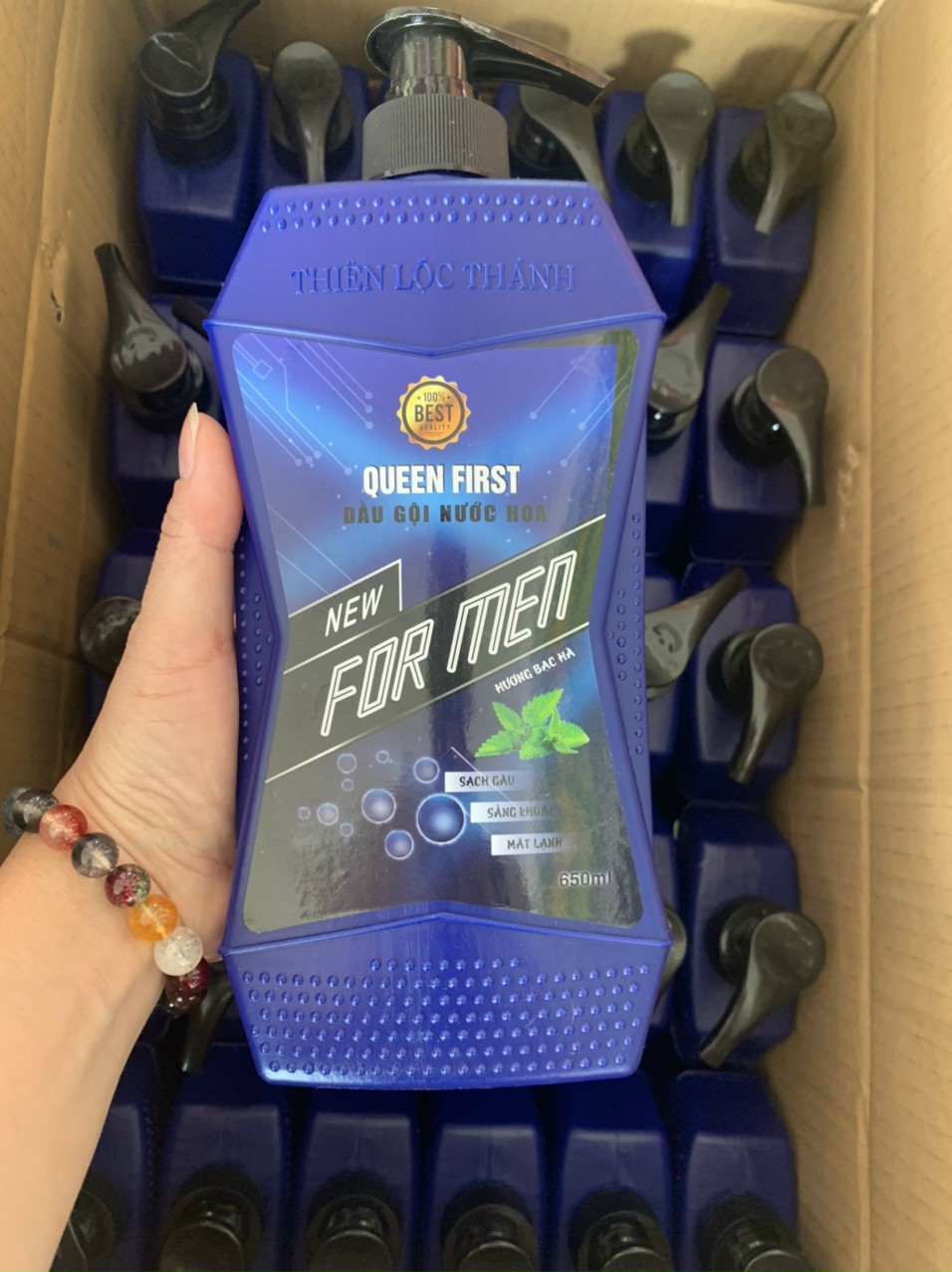 Dầu Gội Formen Hương Nước Hoa 650 ML