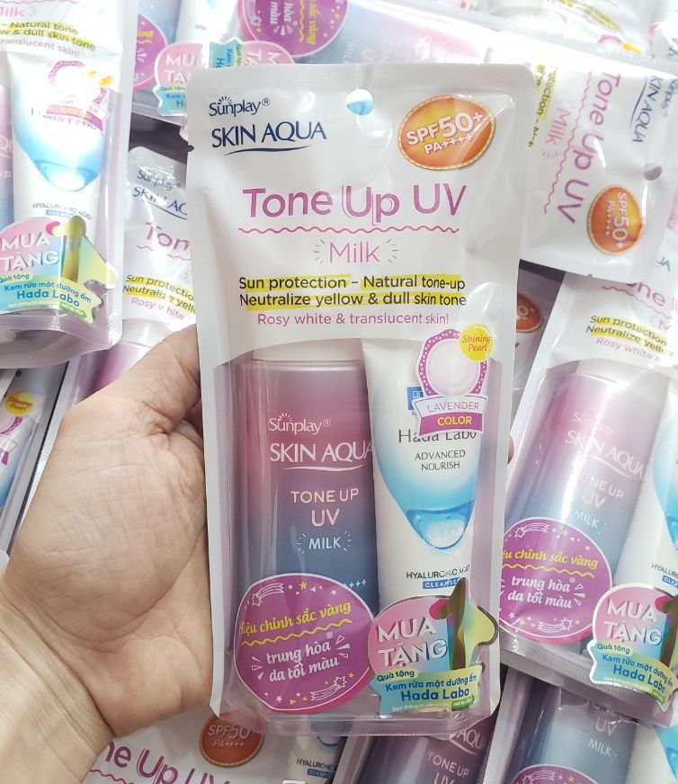 [HCM]Sữa chống nắng hiệu chỉnh sắc da Sunplay Skin Aqua Tone Up UV Milk SPF50+ PA++++ 50gr