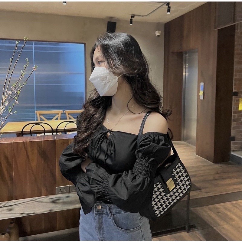 Áo sơ mi trễ vai buộc dây cá tính