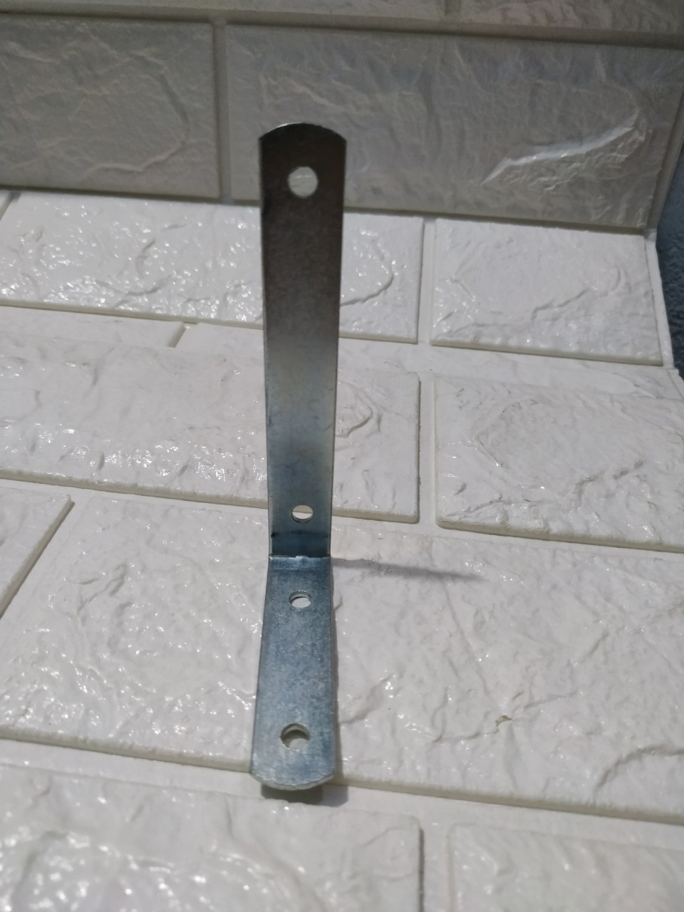 Eke góc vuông- bát L 4 lỗ
