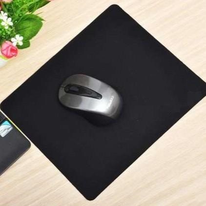 Lót chuột máy tính (mẫu ngẫu nhiên)