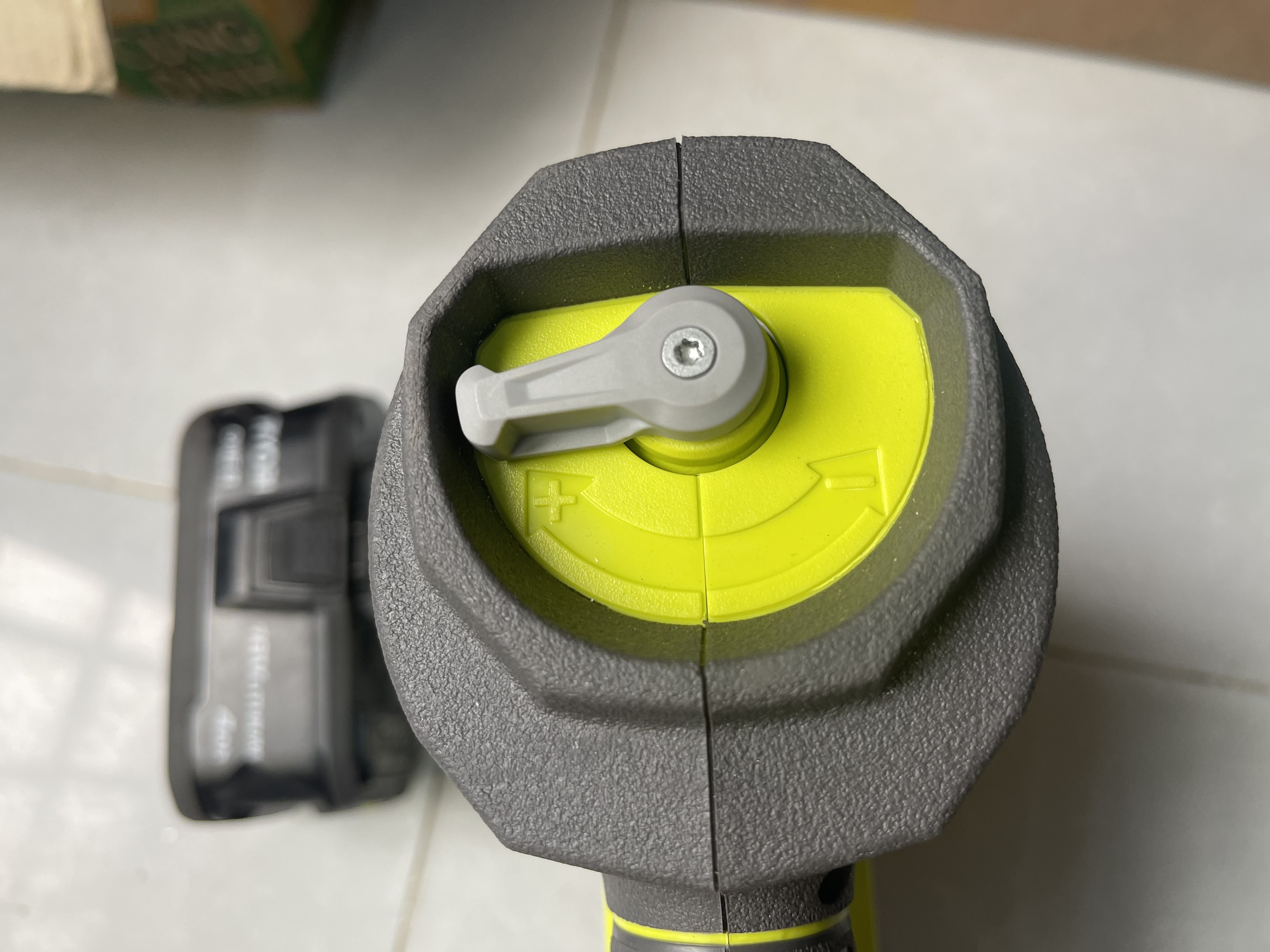 Máy bắn định Ryobi P321 ( thân máy)
