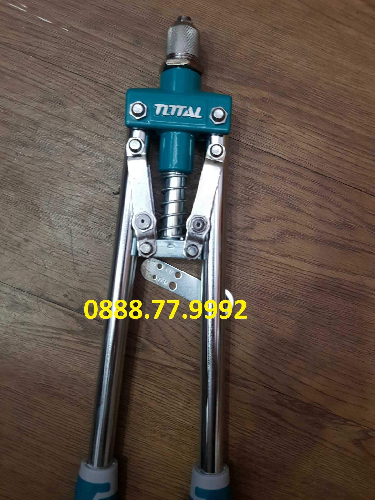 Kềm rút rivet(17inch) Total THT32176