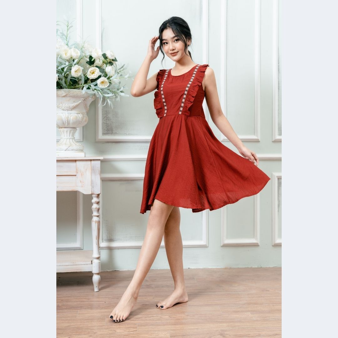 Váy sát nách nữ bèo thêu Freedy - WVS2201