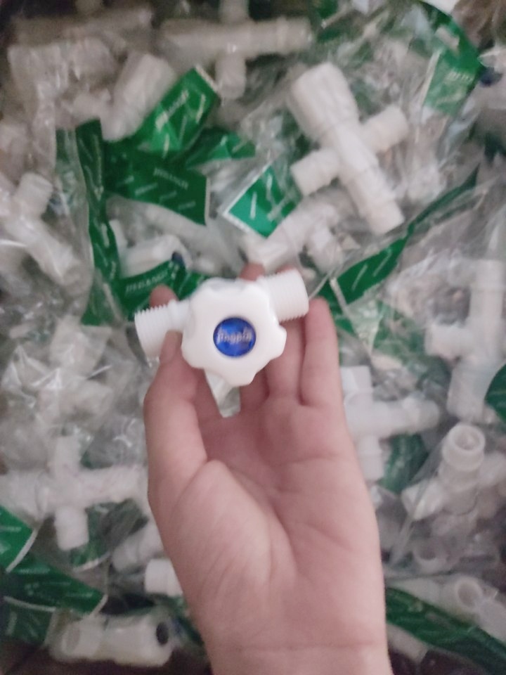 T valve plastic with 2 way thread 21 joint bowl plastic globe valve water pressure relief valve lock