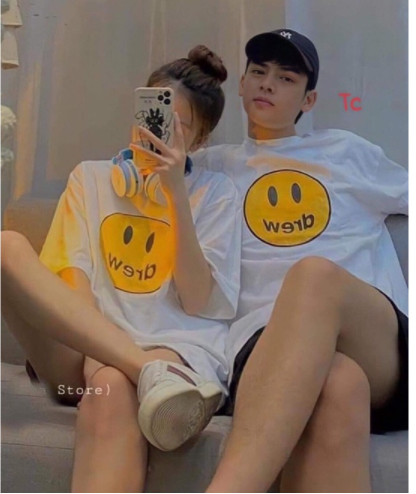 Áo phông tay lỡ DREW mặt vàng