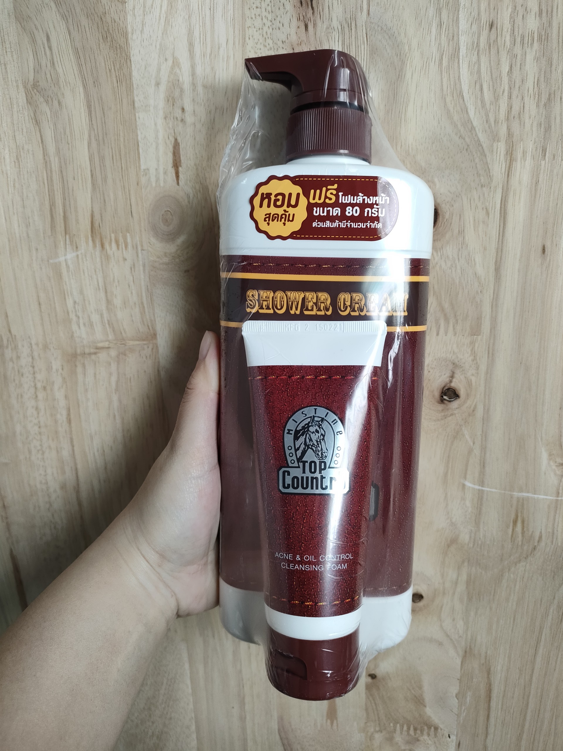 Sữa Tắm Ngựa Top Country mistine 500ml