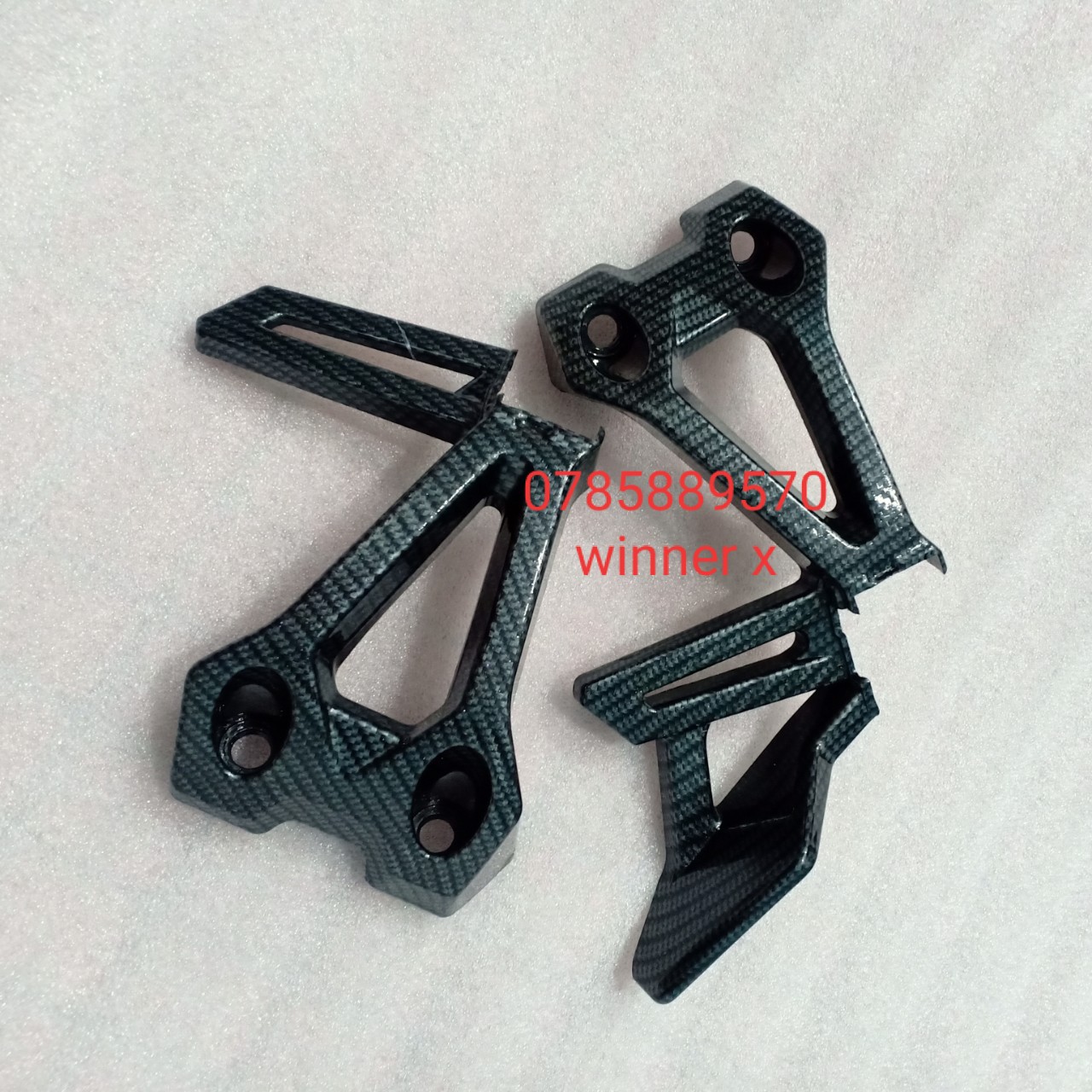 ỐP GÁC CHÂN TRƯỚC / SAU XE WINNER X ( V2 / V3 ) CARBON