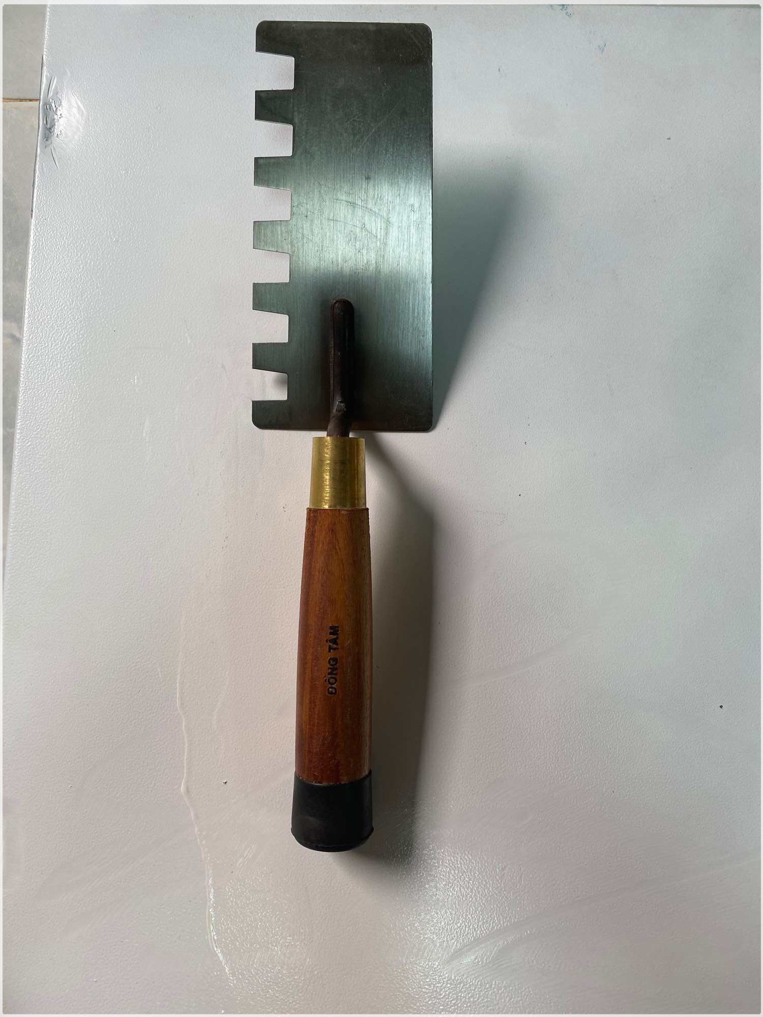 Bay Răng Cưa Tay Trái -Tay Phải .