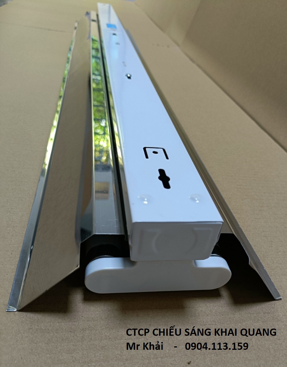 (SALE) Bộ đèn D65 2x36W PHILIPS dùng so màu
