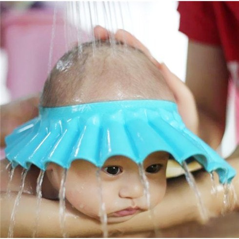Mũ đội đầu chắn nước bắn cho bé