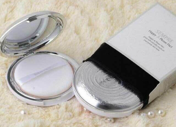 [SIÊU HOT] Phấn Phủ Geo trắng Sempre Happy & Please Pact siêu mịn (22g)