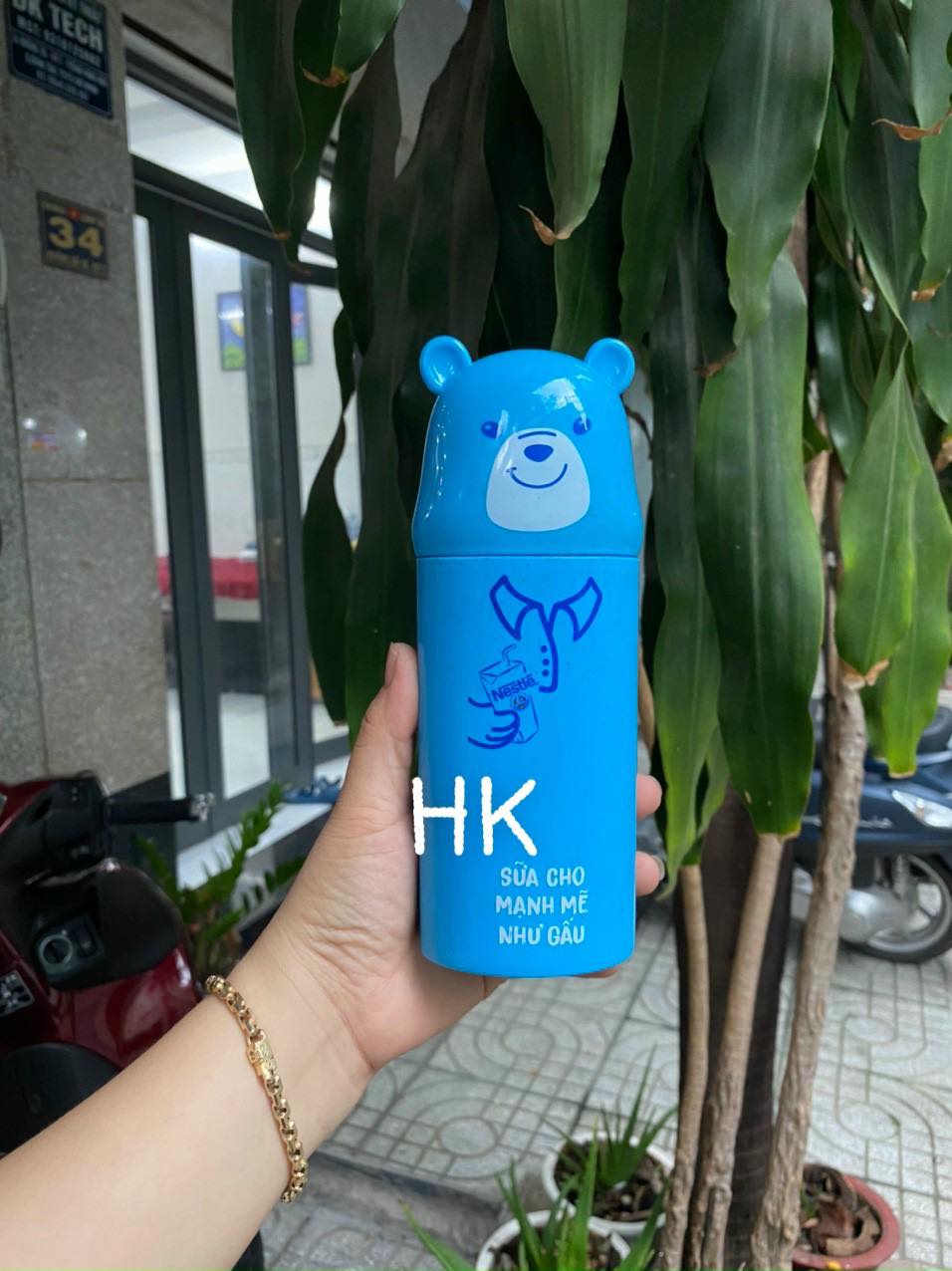 Hộp đựng bút nhựa lúa mạch hkm Nestle