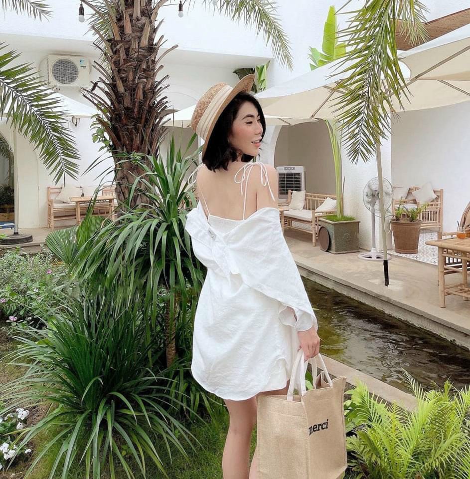 Set 3 món - chất liệu đủi - thiết kế áo 2 dây có mút đính nơ cực xinh kèm áo khoác , đi biển đi du lịch