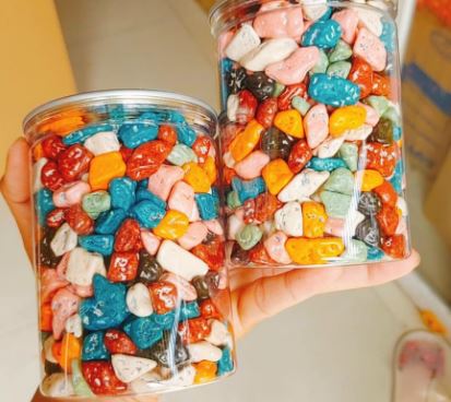 Kẹo sỏi nhân socola hũ 400g
