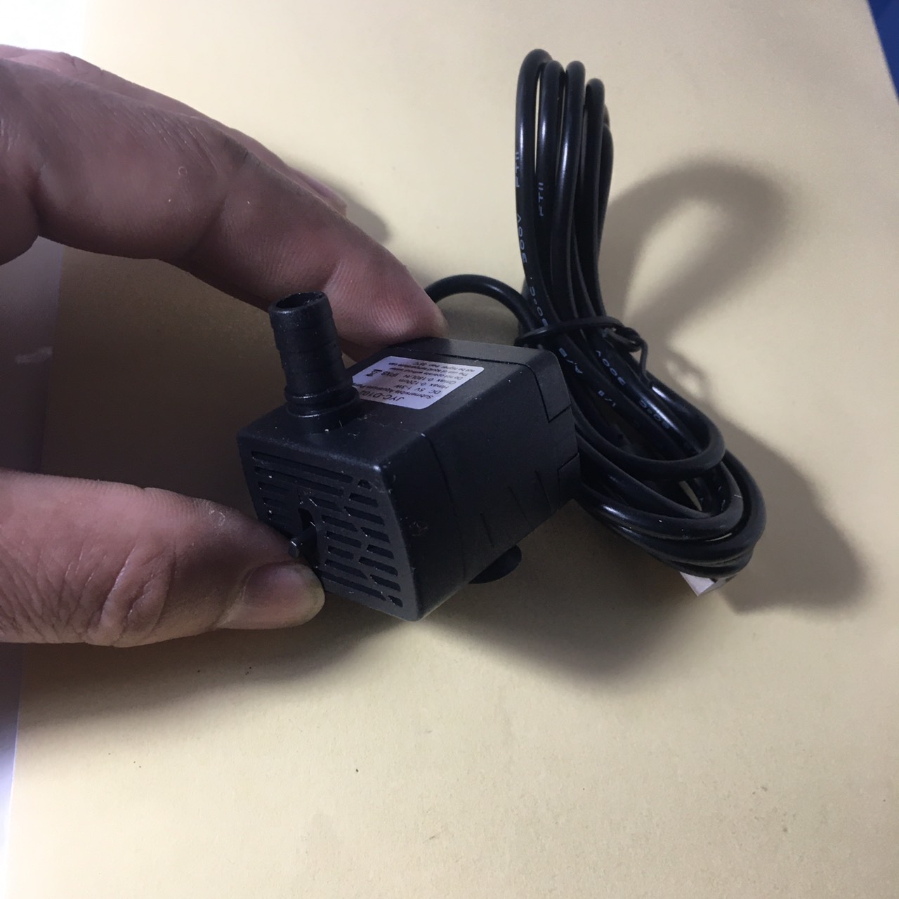 Bơm chìm mini không chổi than 5V bể cá 1-3W