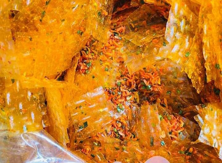 Bánh Tráng Vuông Trộn Sate Tôm 50gr
