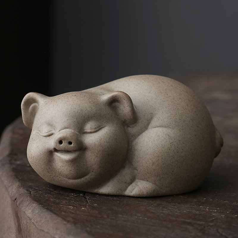 Tea Pet Fu Pig 12 Zodiac Pig Coarse Pottery Tea Play Hands Can Keep Home, Office Purple Sand Small Cute Pig Ornament