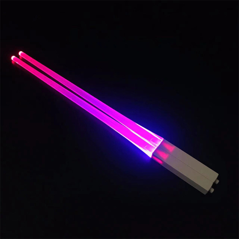 1%20PCS%20LED%20Lightsaber%20Luminous%20Chopsticks%20Detachable%20Washable%20Reusable%20Free%20Tableware%20For%20Kitchen%20Dinner%20-%20Image%203