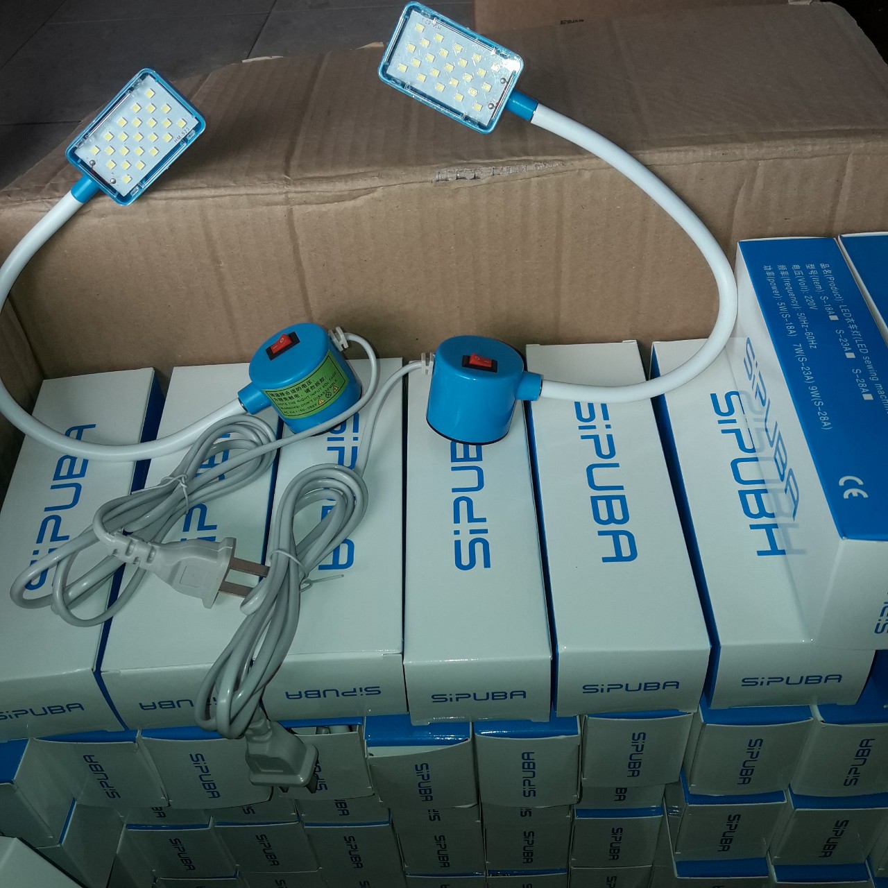Đèn led loại 1 siêu sáng, chất lượng cao, độ sáng bền, đế nam châm lớn lực hút mạnh