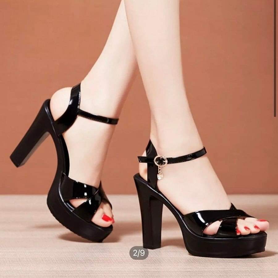 Giày sandal quai chéo 10p