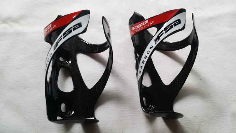 GỌNG BÌNH NƯỚC CARBON LOOK