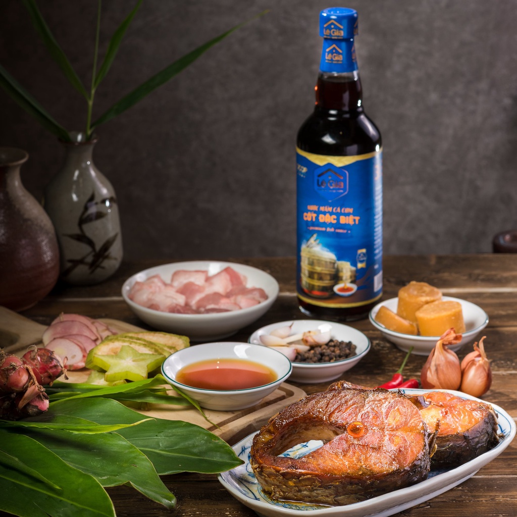 Nước mắm, nước chấm cốt đặc biệt Lê Gia 525ml -Leaf organic